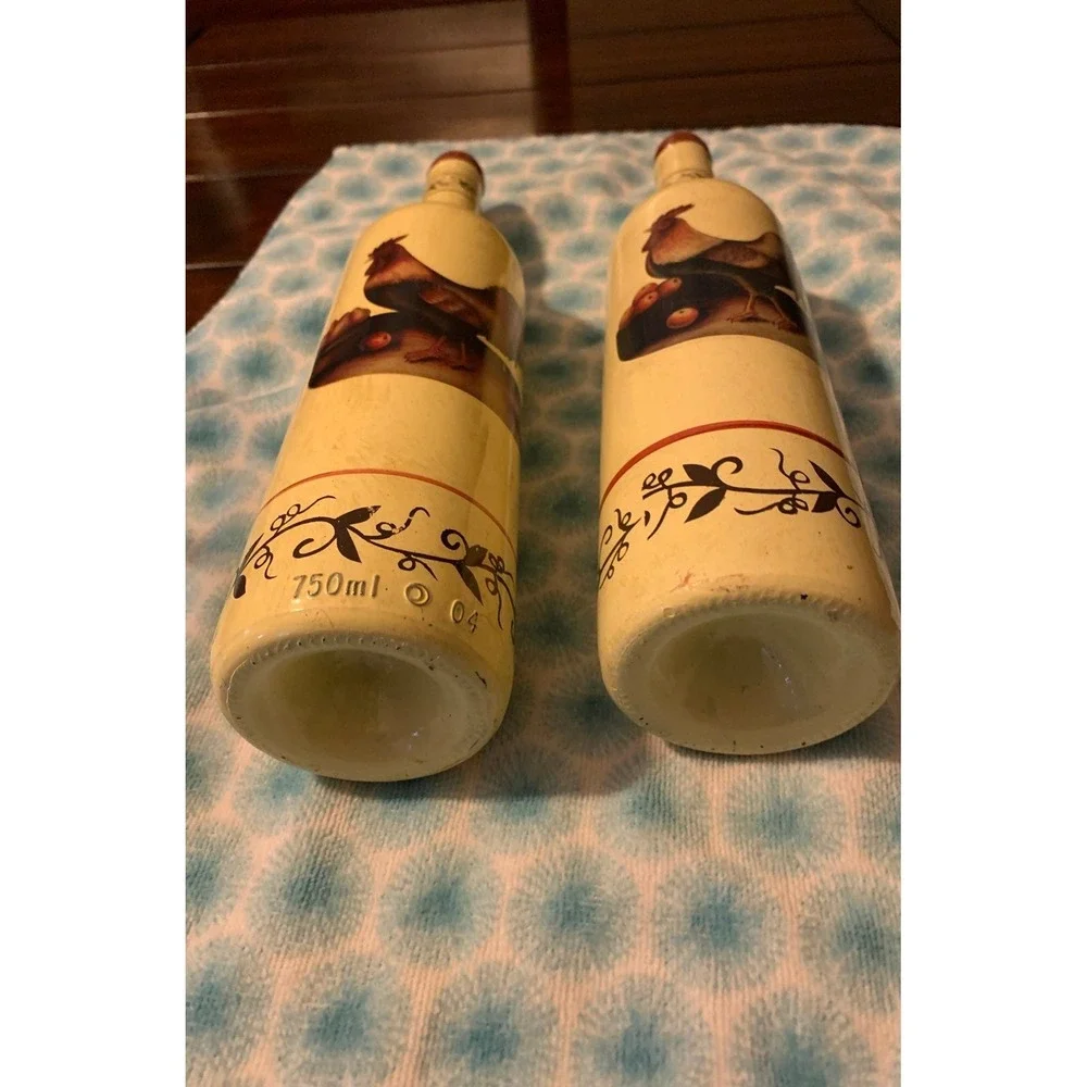 Vintage Style Rooster Ceramic Decorative Wine Bottles Farmhouse Decor‎ Set of 2